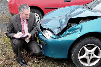 fotolia_39464667_xs-resized-600 An insurance expert.