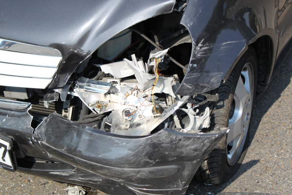 fotolia_42023335_subscription_monthly_m-resized-600 A car accident